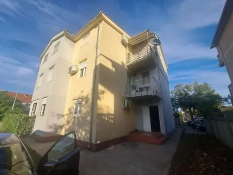 Prodaja, trosoban stan, 85m², Stari Aerodrom, Podgorica - image 6