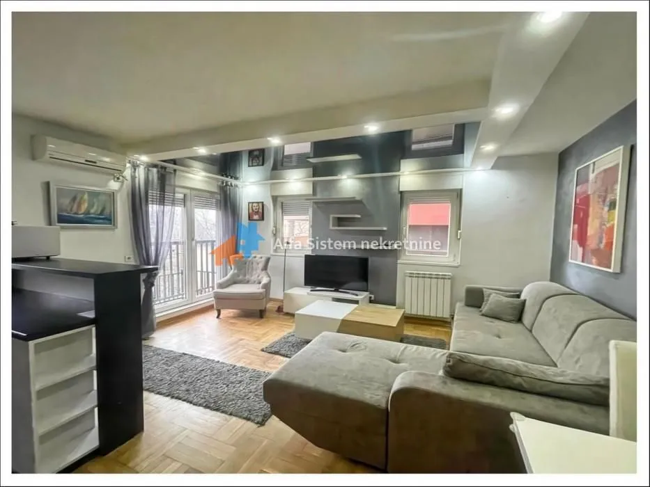 Izdavanje, dvosoban stan, 42m², Fon (Fon - Bilećka), Voždovac Sve Podlokacije