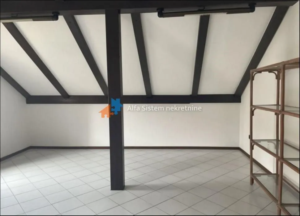 Rent, house, 360m², Voždovačka Crkva, Voždovac Sve Podlokacije