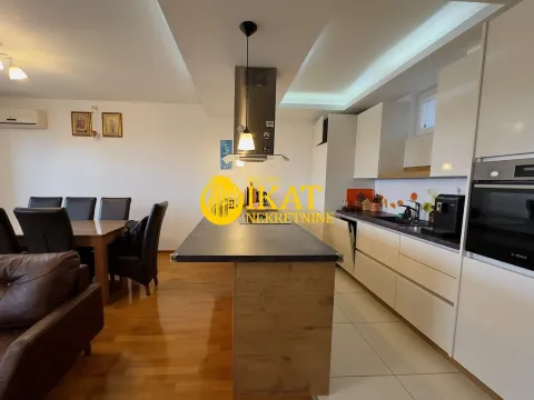 Prodaja, trosoban stan, 110m², Lion, Zvezdara Sve Podlokacije - image 7
