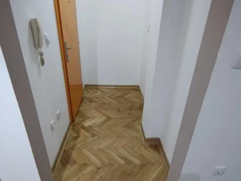 Prodaja, dvosoban stan, 40m², Grbavica, Novi Sad Sve Podlokacije - image 11