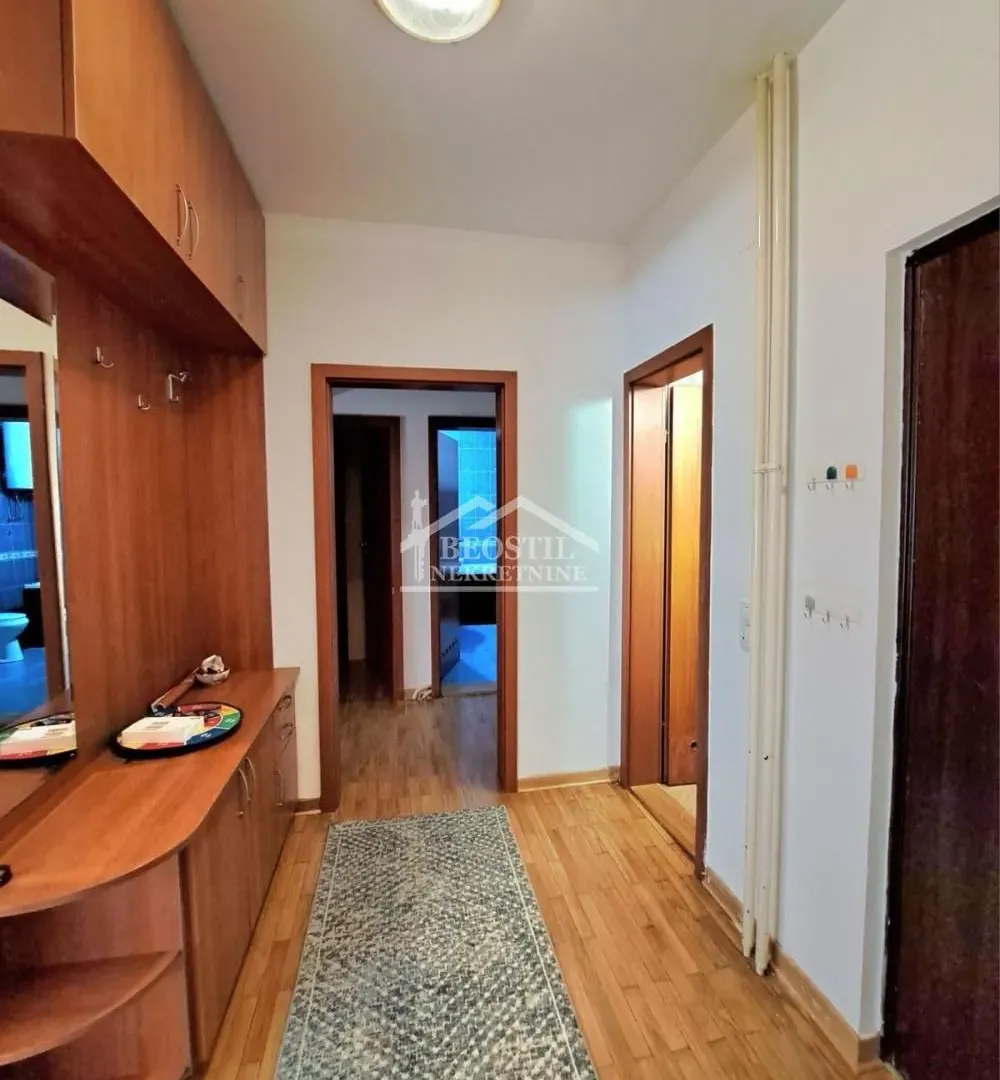 Rent, three bedroom apartment, 81m², Crveni Krst, Beograd