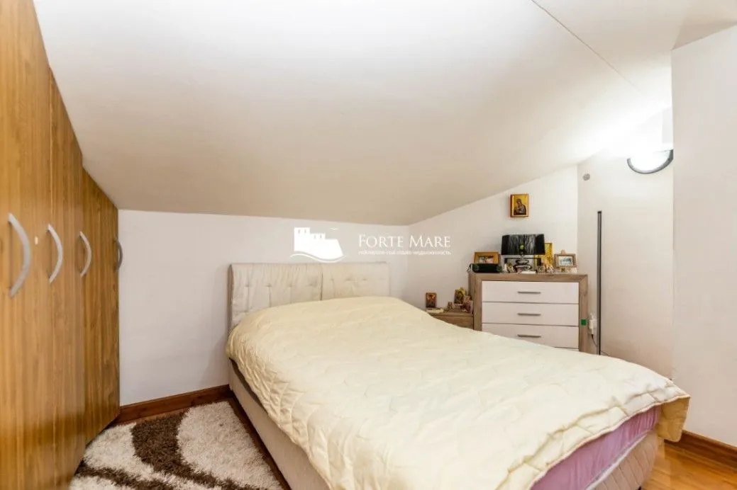 Prodaja, dvosoban stan, 112m², Igalo, Herceg Novi