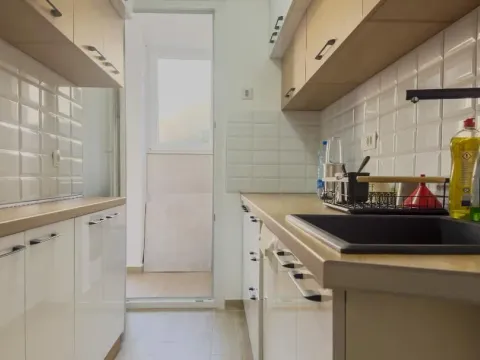 Rent, two bedroom apartment, 64m², Seljanovo, Tivat - image 7