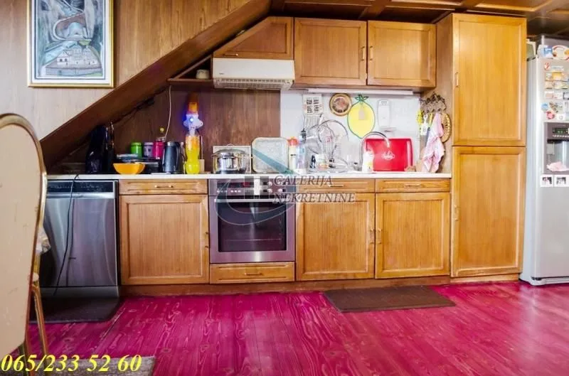Sale, four bedroom apartment, 142m², Zemun Centar, Zemun Sve Podlokacije
