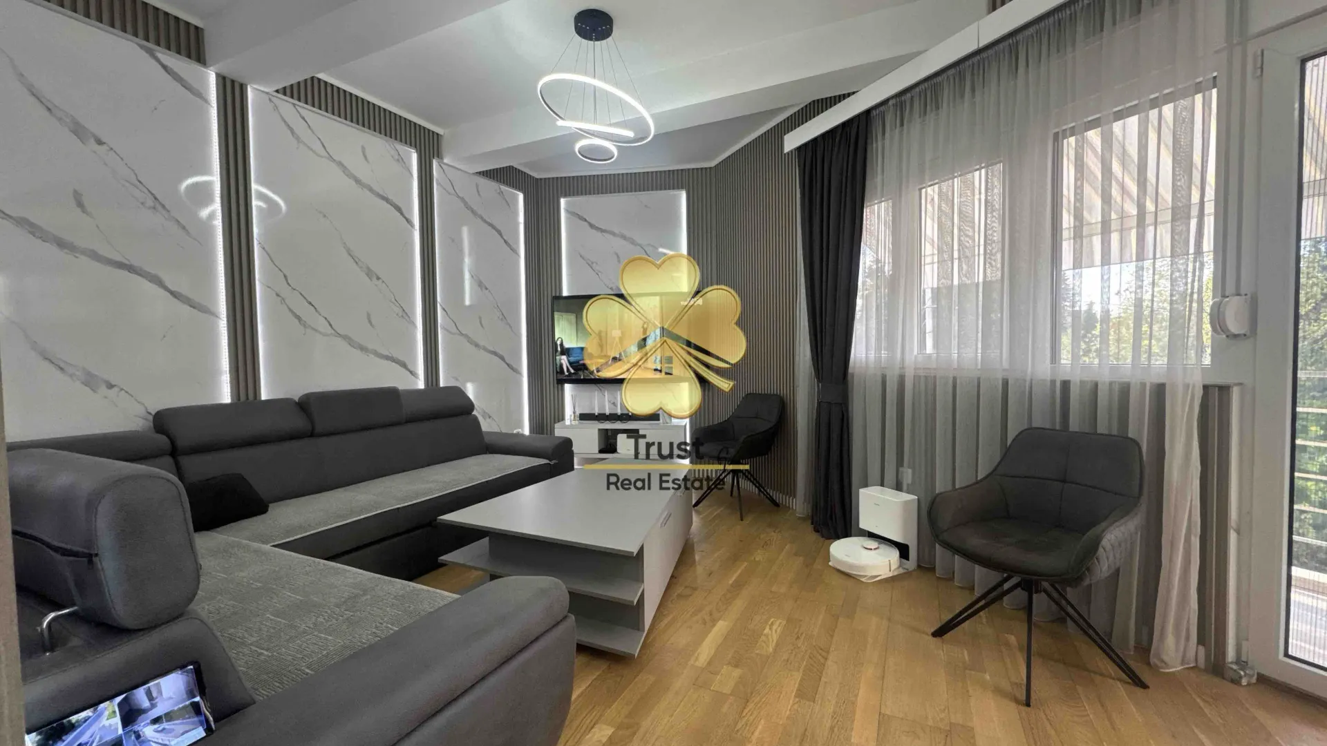 Izdavanje, trosoban stan, 115m², Drac, Podgorica