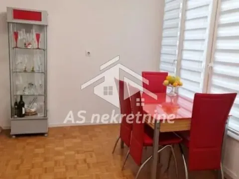 Izdavanje, četvorosoban stan, 90m², Novi Beograd Blok 28, Novi Beograd Sve Podlokacije - image 4