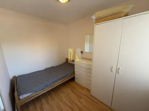 Izdavanje, trosoban stan, 57m², Centar, Novi Sad - image 4
