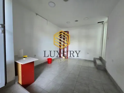 Izdavanje, poslovni prostor, 13m², Preko Morače, Podgorica - image 6