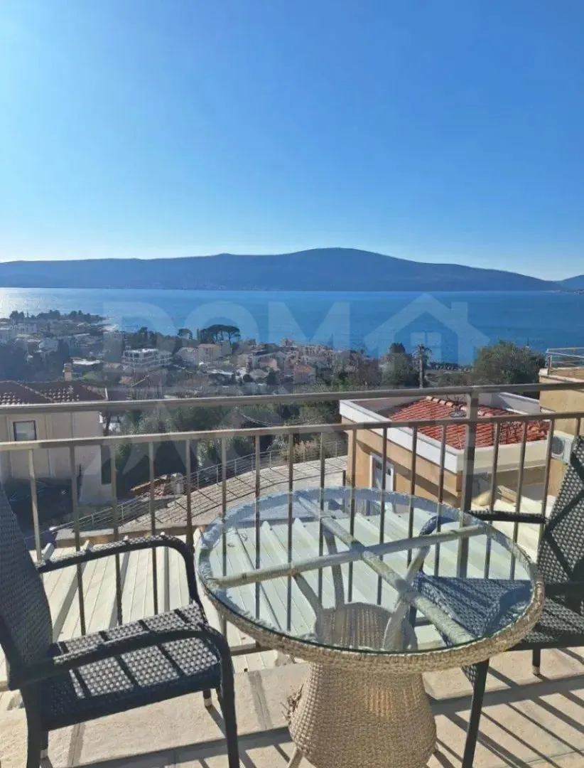Rent, one bedroom apartment, 40m², Tivat, Crna Gora