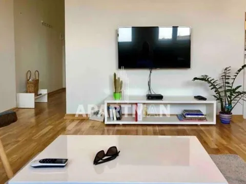 Rent, one bedroom apartment, 36m², Stari Grad, Beograd - image 2