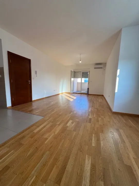 Sale, two bedroom apartment, 75m², Tuški Put, Podgorica