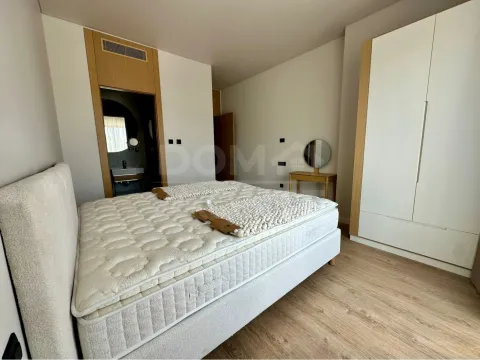 Izdavanje, dvosoban stan, 70m², Boka Place, Tivat - image 4