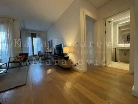 Rent, two bedroom apartment, 47m², Kalenić Pijaca, Vračar Sve Podlokacije - image 3