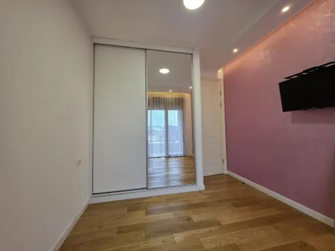 Rent, apartment, 60m², Blok 6, Podgorica - image 15