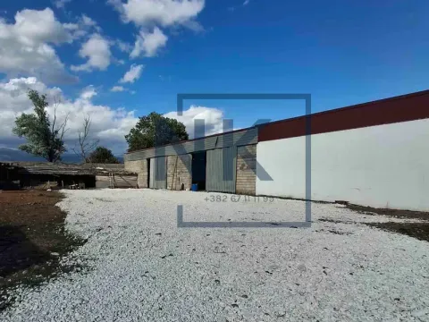 Izdavanje, poslovni prostor, 1000m², Mareza, Podgorica - image 1