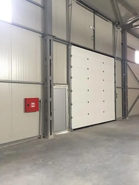 Rent, office space, 425m², Surčin, Beograd