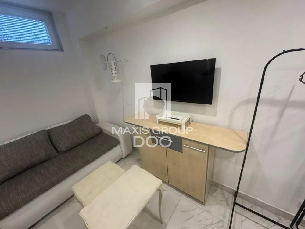 Prodaja, dvosoban stan, 20m², Novi Beograd Blok 72, Novi Beograd Sve Podlokacije