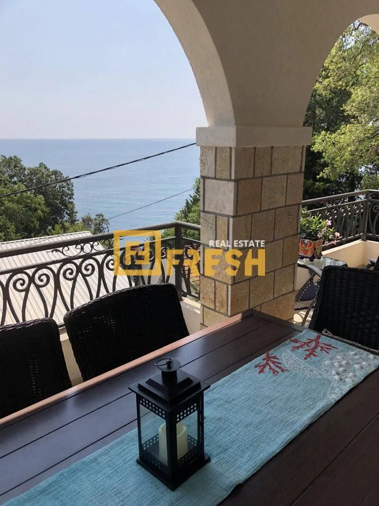 Sale, house, 250m², Ulcinj, Crna Gora