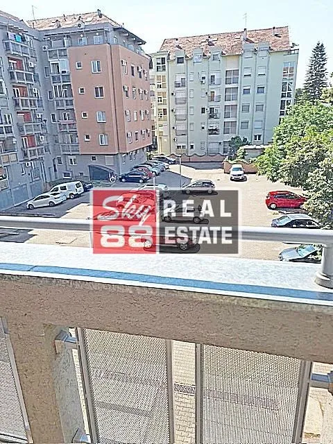 Prodaja, dvosoban stan, 43m², Bulevar Evrope, Novi Sad Sve Podlokacije