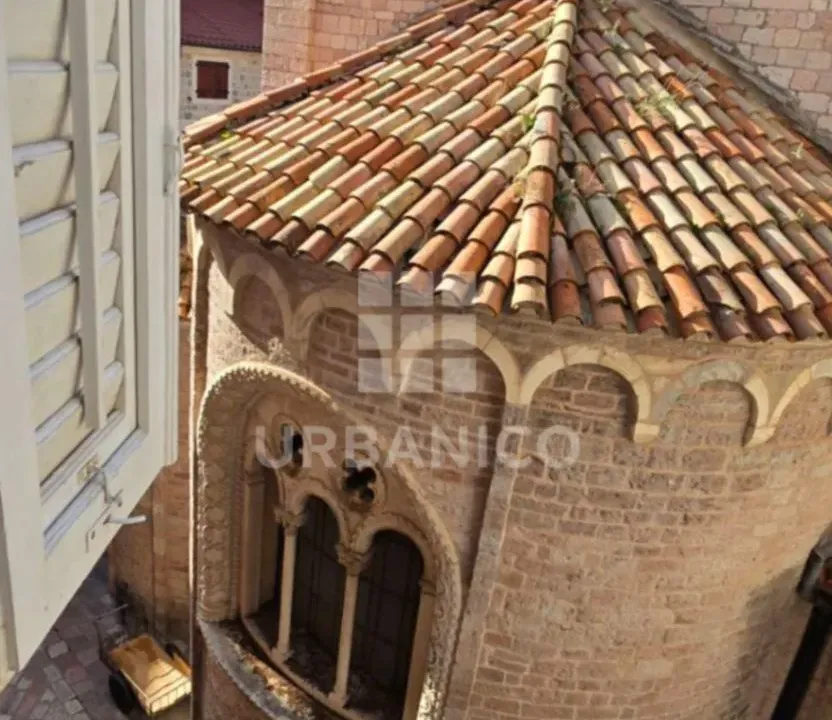 Prodaja, trosoban stan, 72m², Stari Grad Kotor, Kotor