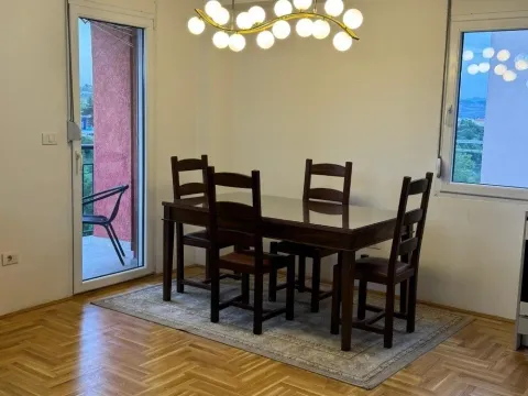 Rent, three bedroom apartment, 92m², Podgorica, Crna Gora - image 1