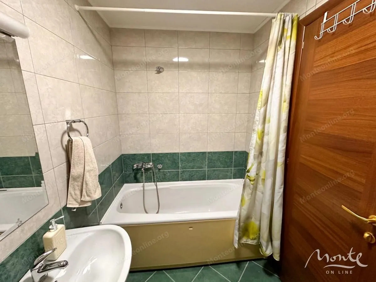Prodaja, dvosoban stan, 92m², City Kvart, Podgorica