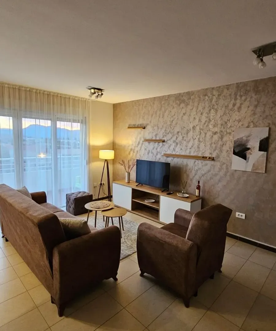 Prodaja, dvosoban stan, 80m², Ljubović, Podgorica