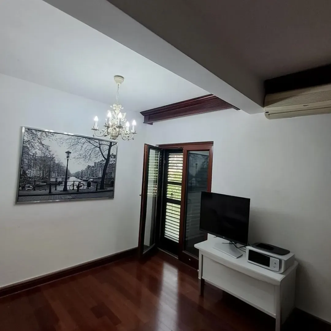 Prodaja, trosoban stan, 130m², Gorica C, Podgorica