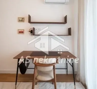 Izdavanje, trosoban stan, 100m², Vračar Sve Podlokacije, Beograd - image 23