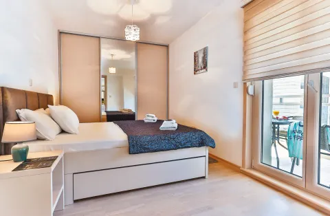 Rent, two bedroom apartment, 74m², Centar, Budva - image 6