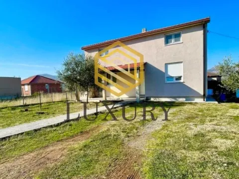 Kuća in Donji Kokoti