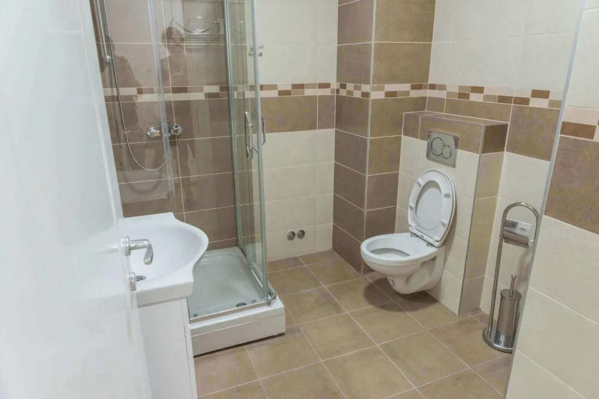 Izdavanje, kuća, 1400m², Savski Venac, Beograd