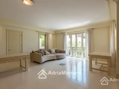 Prodaja, dvosoban stan, 148m², Tivat, Crna Gora - image 3