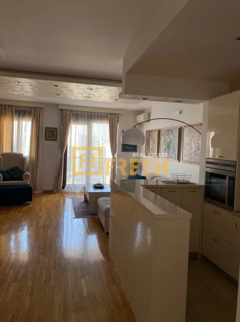 Sale, three bedroom apartment, 112m², Bečići, Budva