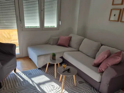 Izdavanje, stan, 60m², Preko Morače, Podgorica