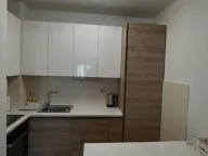 Izdavanje, jednosoban stan, 45m², City Kvart, Podgorica - image 4