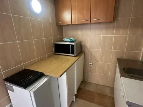 Rent, one bedroom apartment, 27m², Zvezdara Sve Podlokacije, Beograd - image 5