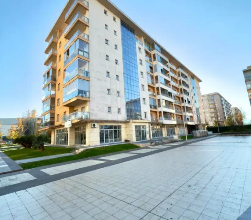 Izdavanje, jednosoban stan, 53m², City Kvart, Podgorica