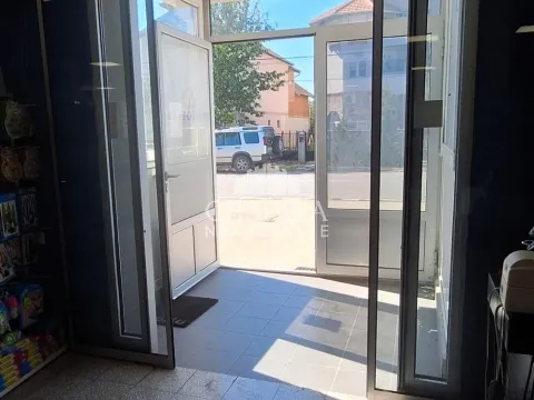 Sale, office space, 860m², Zemun Sve Podlokacije, Beograd - image 4