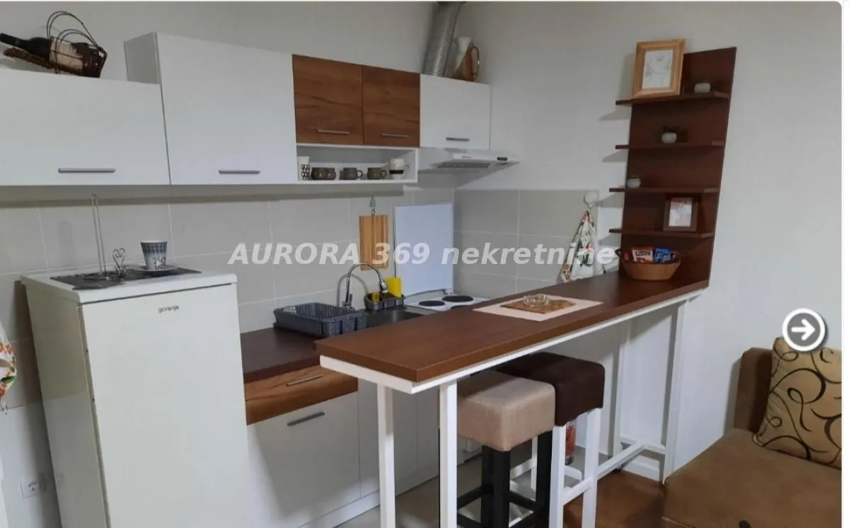 Izdavanje, garsonjera, 36m², Veternik, Novi Sad Sve Podlokacije