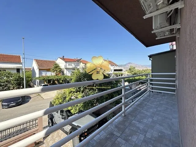 Rent, house, 120m², Stari Aerodrom, Podgorica