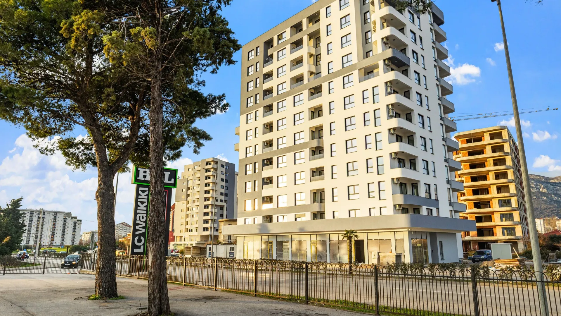 Prodaja, dvosoban stan, 71m², Centar, Bar