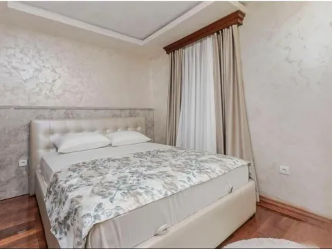 Prodaja, jednosoban stan, 40m², Stari Grad Kotor, Kotor - image 7