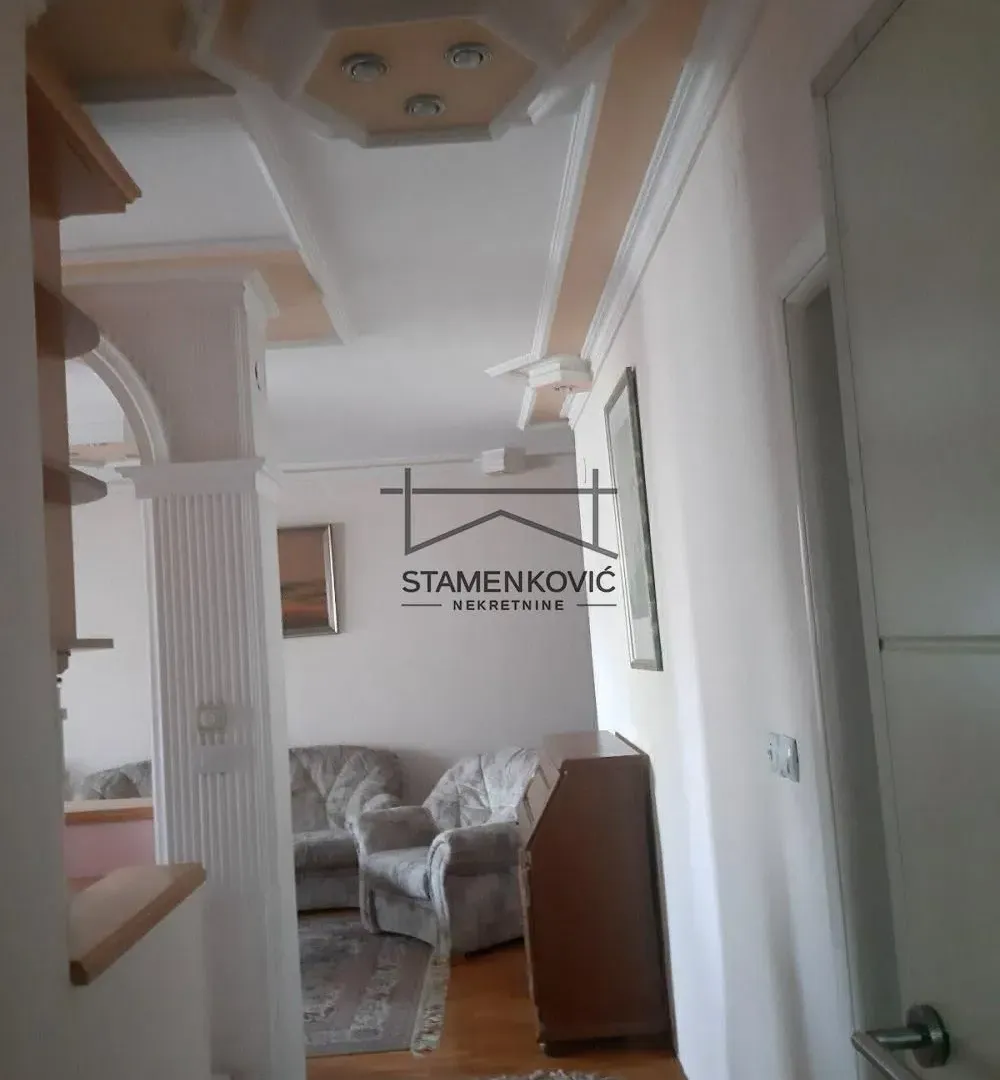 Izdavanje, jednosoban stan, 49m², Grbavica, Novi Sad Sve Podlokacije