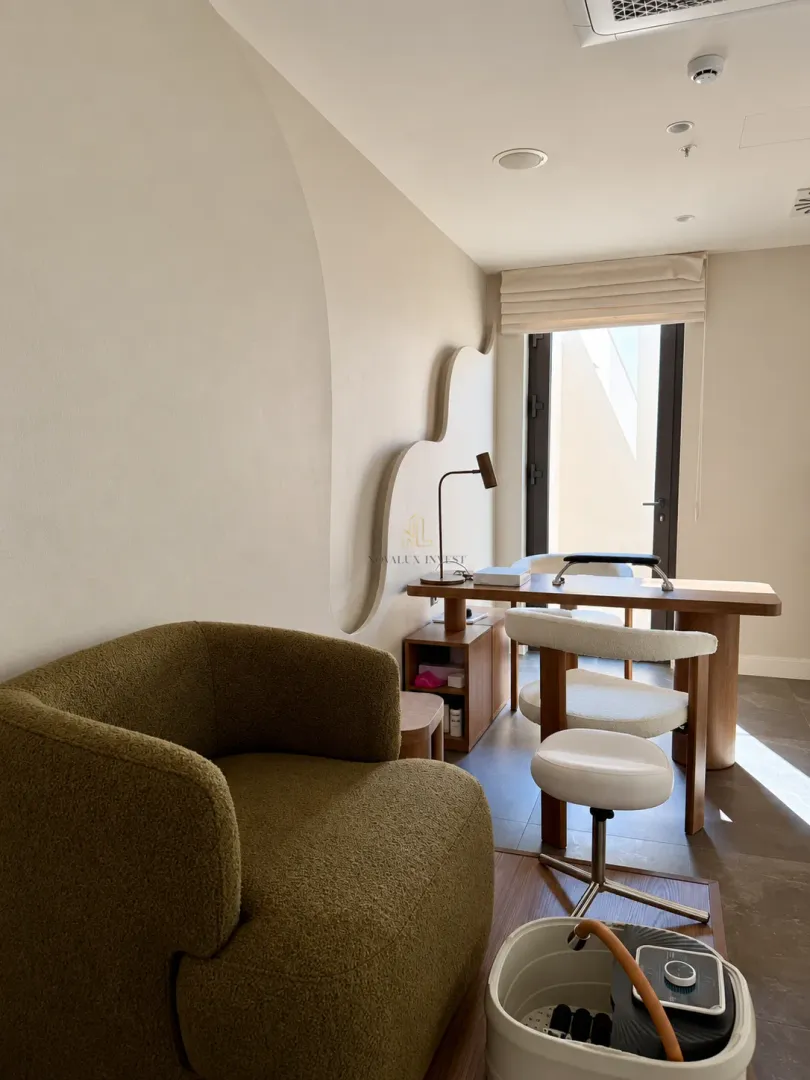 Rent, office space, 42m², Opatovo, Tivat