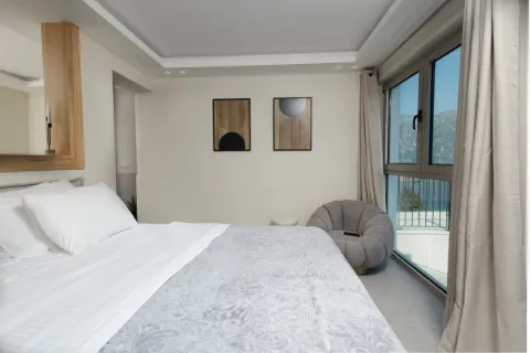 Sale, house, 400m², Stoliv, Kotor - image 19