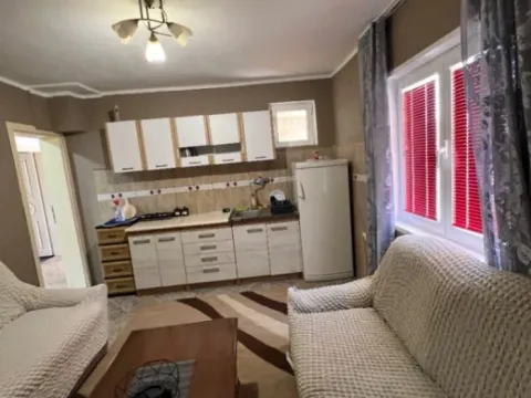 Izdavanje, kuća, 40m², Ilino, Bar - image 4