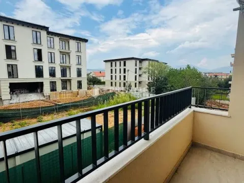Prodaja, dvosoban stan, 70m², Zabjelo, Podgorica - image 13