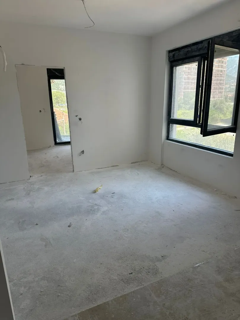 Sale, one bedroom apartment, 43m², Centar, Bar